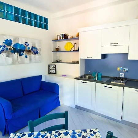 Cinqueterre Aparthotel 4*