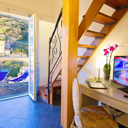 Cinqueterre Aparthotel 4*